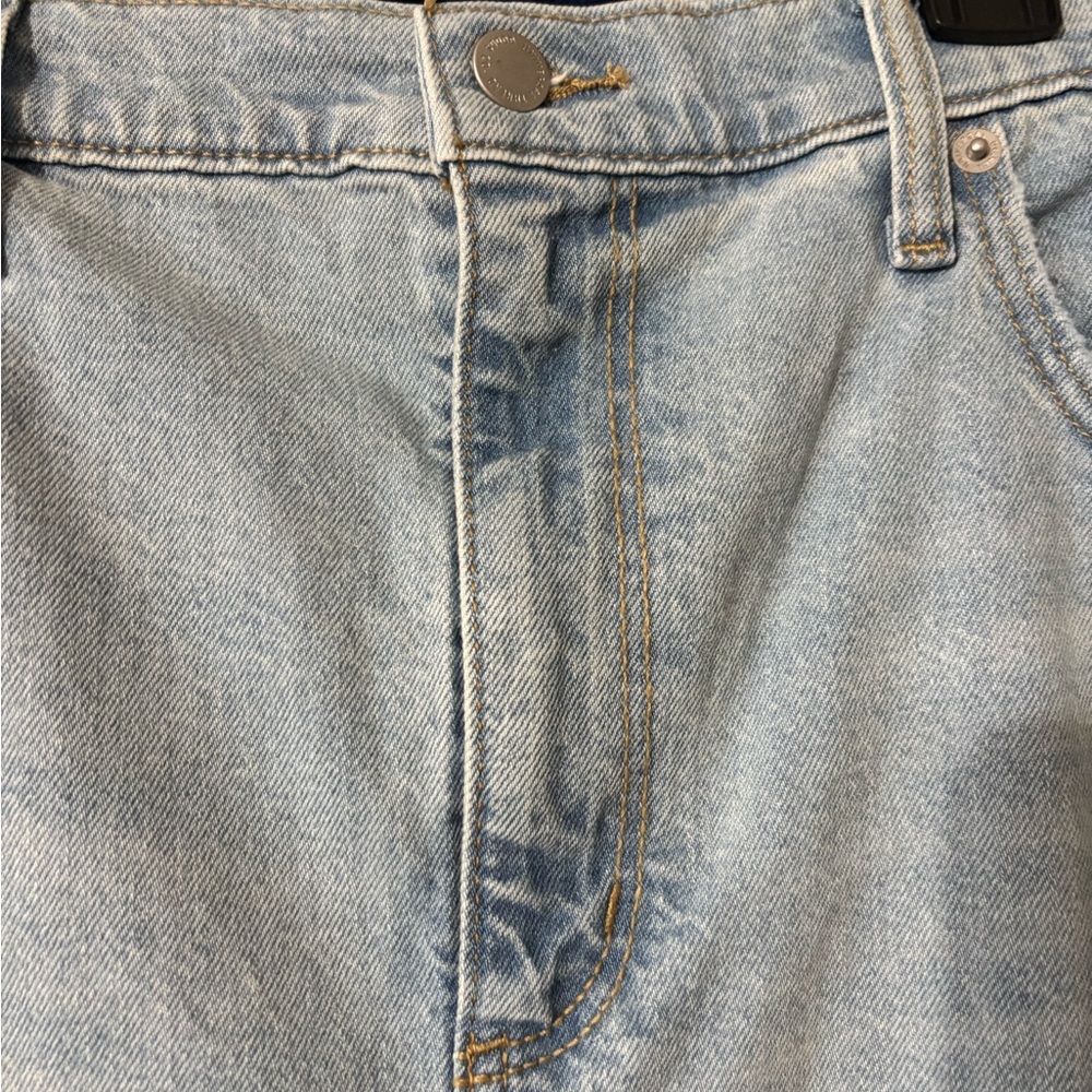 Trendy Universal Thread Light Wash Denim Jeans Skirt Size 16 NWT - Picture 4 of 8